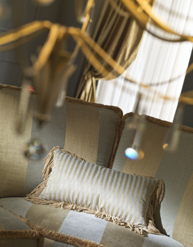 Диван Royal White