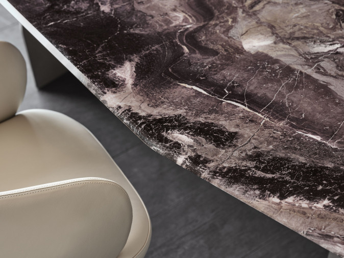 Стол обеденный Senator