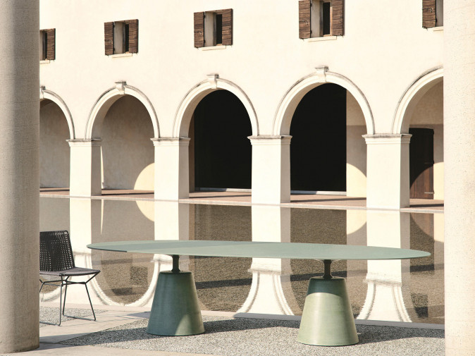 Стол обеденный Rock Table Maxi