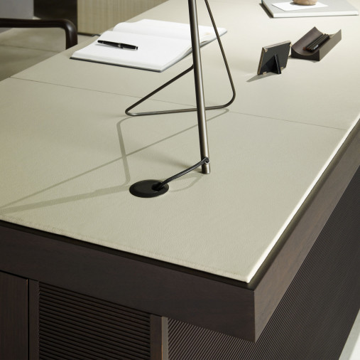 Стол письменный I.C.S.