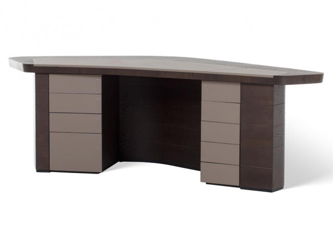 Стол письменный Chairman