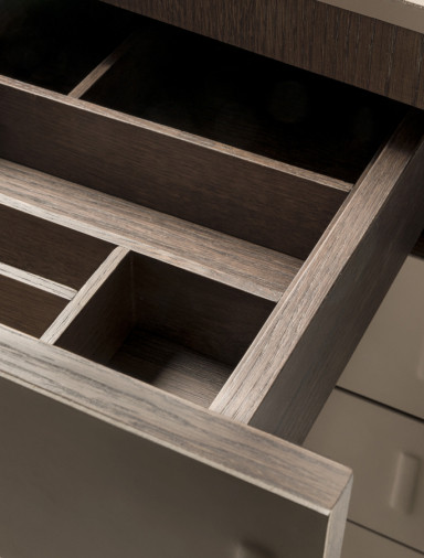 Стол письменный Chairman