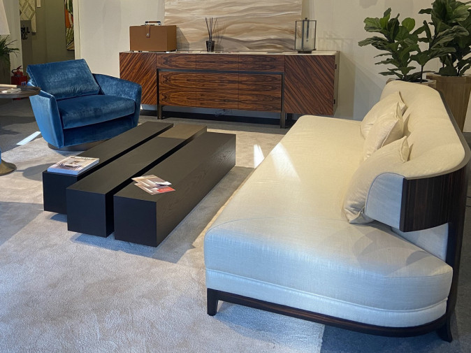 Столик журнальный Courchevel