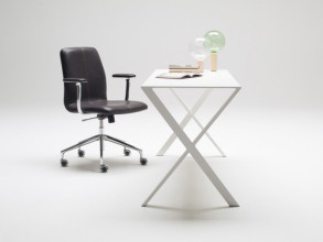 Кресло руководителя Lotus Comfort