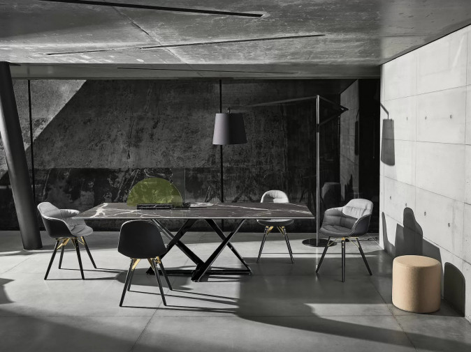 Стул Mood With Armrests