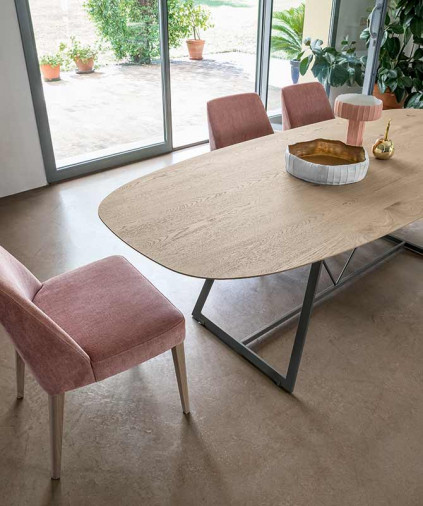 Стол обеденный Radar Ovale