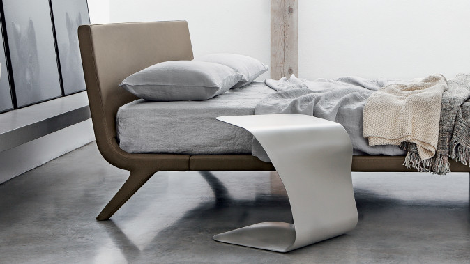 Столик журнальный Duffy