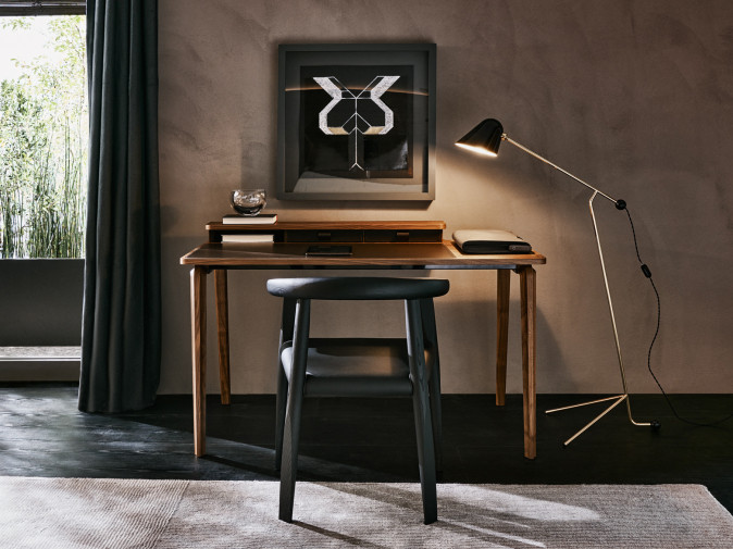 Стол письменный Note