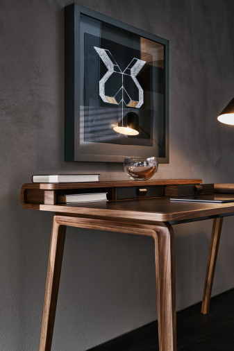 Стол письменный Note