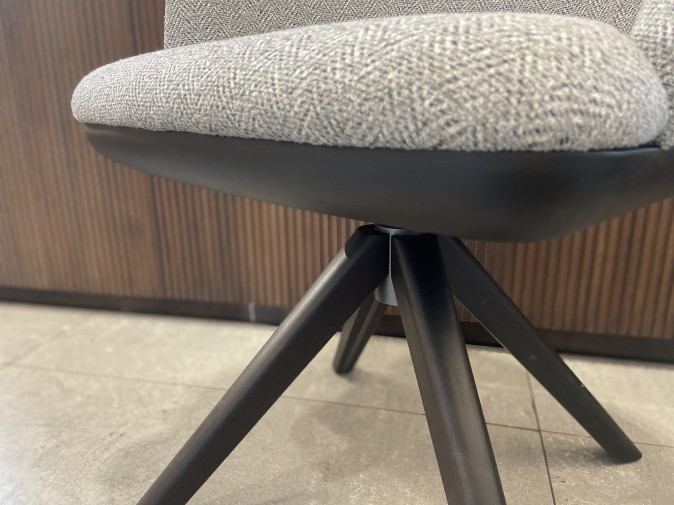 Стул Celine Girevole