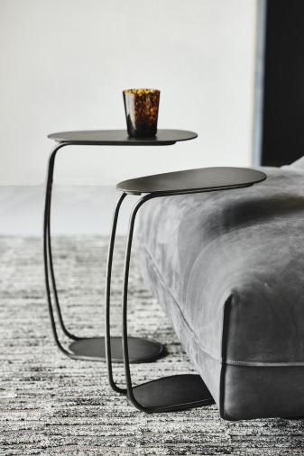 Столик журнальный Yago