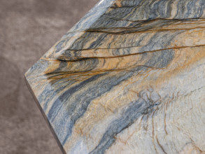 Столик журнальный Math