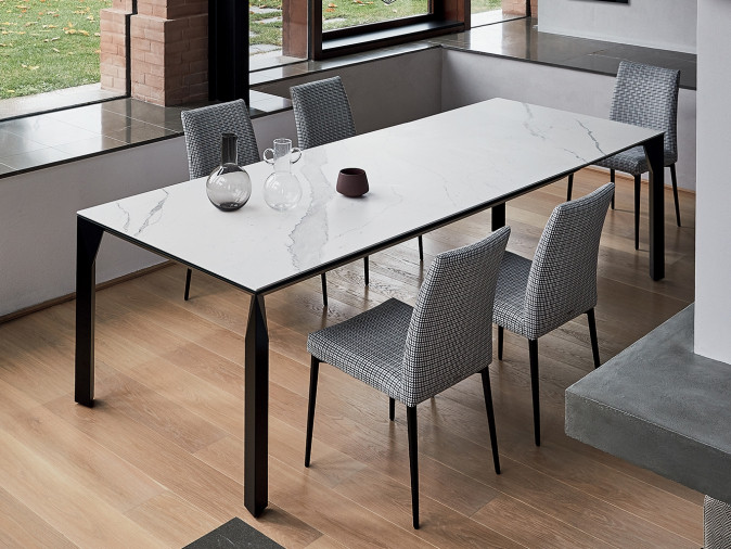 Стол обеденный Mirage