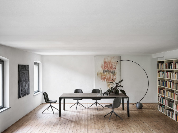 Стол обеденный Mirage