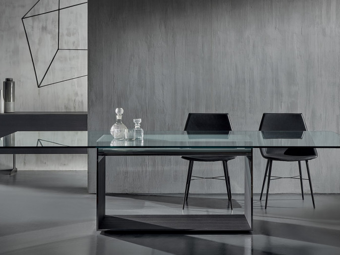 Стол обеденный Judd