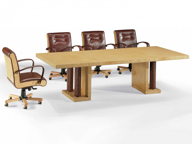 Кресло руководителя Eaton Wood