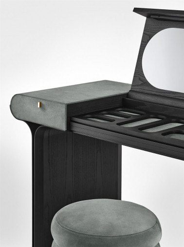 Стол письменный Stami