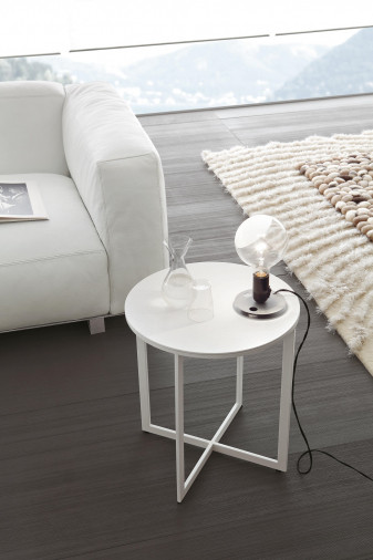 Столик журнальный Harpa