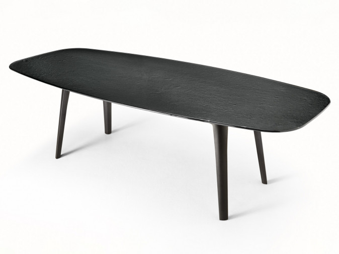 Стол обеденный Magma