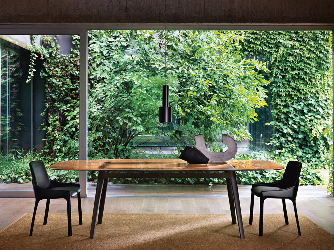 Стол обеденный Magma