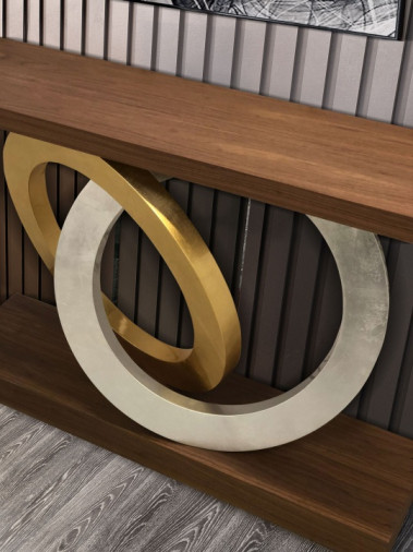 Консоль Rebecca