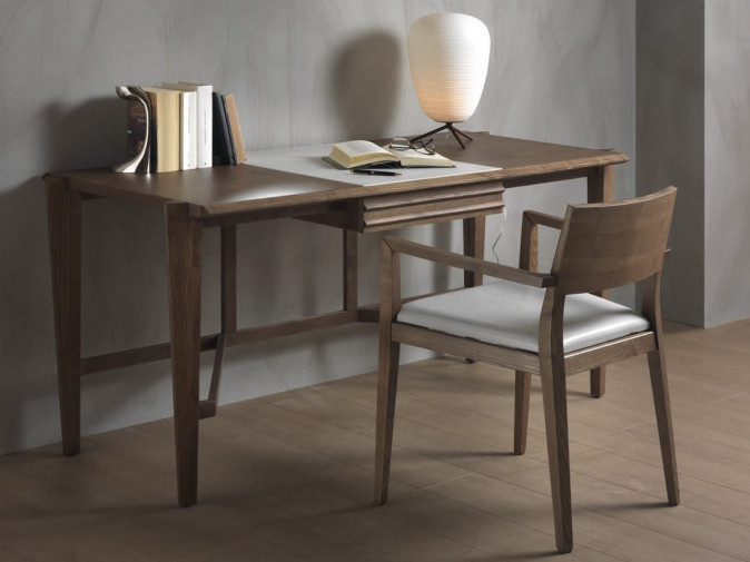 Стол письменный Athos