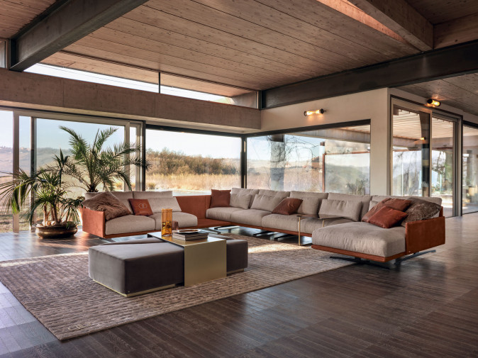 Столик журнальный Club Приставной