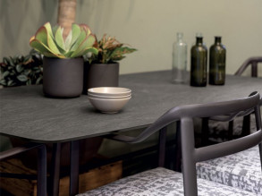 Стол обеденный Urban Brown