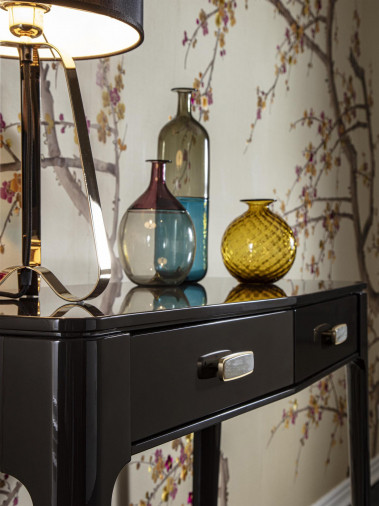 Консоль Lirica