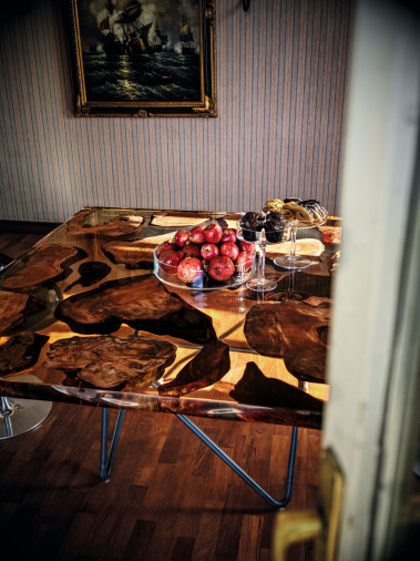 Стол обеденный Kauri Earth