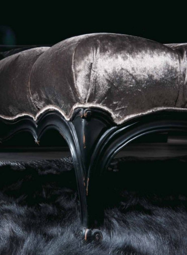 Столик журнальный Vendome