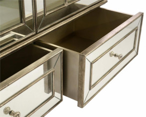 Витрина Voire 0618