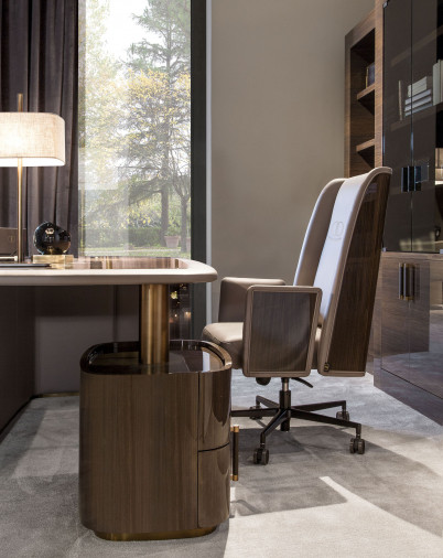 Стол письменный Monica