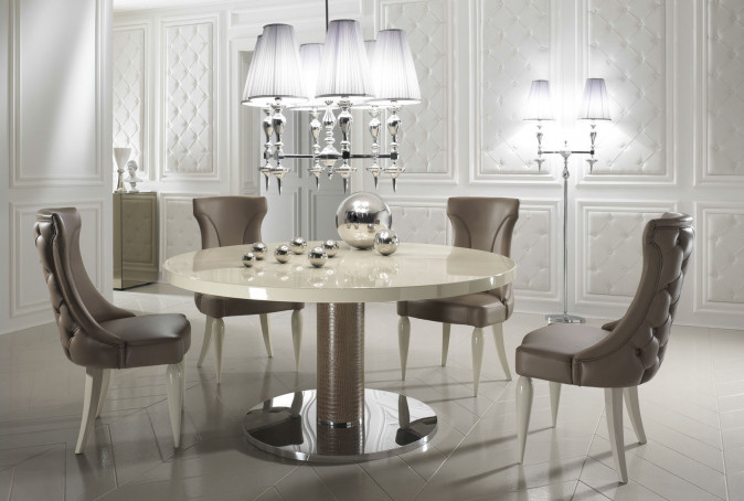 Стол обеденный Adler