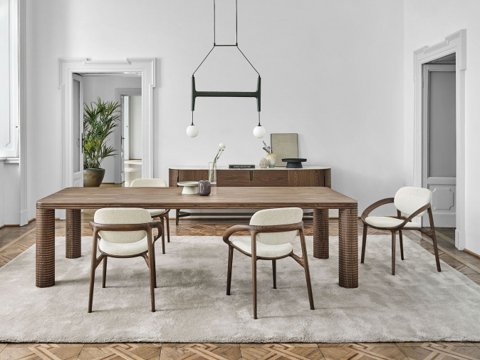 Стол обеденный Sansiro