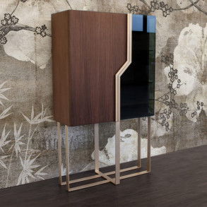 Витрина Runaway