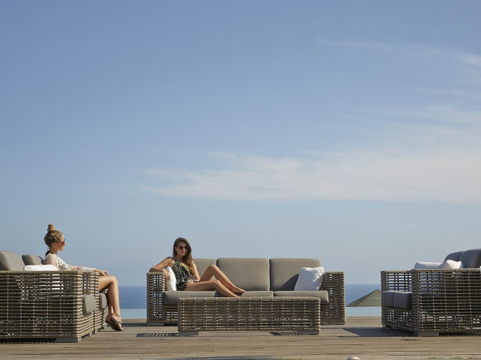 Столик журнальный Castries