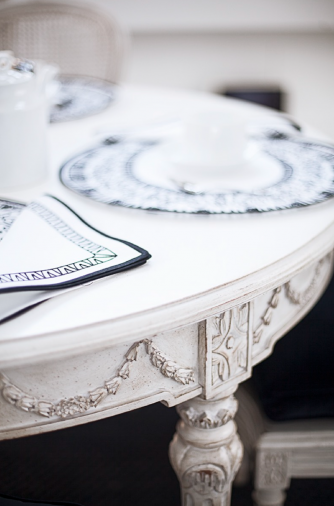 Стол обеденный 8516