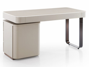 Стол письменный Hollywood