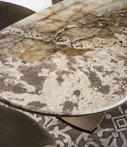 Стол обеденный Lotus