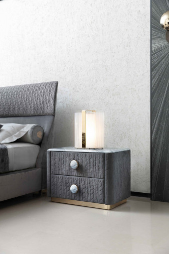 Тумбочка Charisma