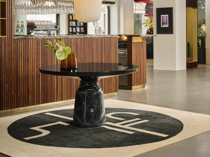 Стол обеденный Bell