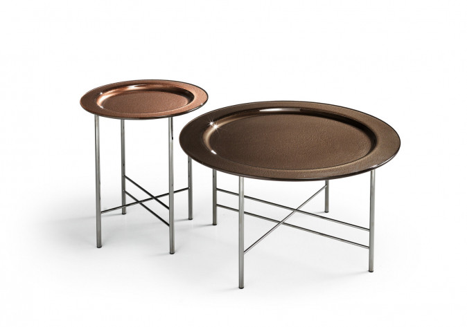 Столик журнальный En