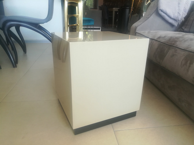 Столик журнальный Cube