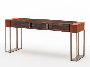 Консоль Montenapoleone