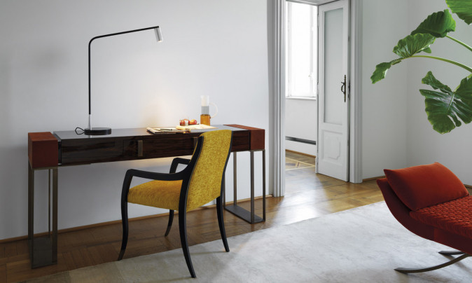 Консоль Montenapoleone