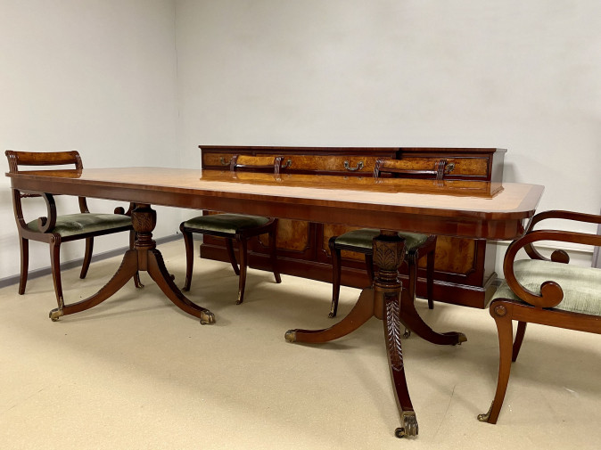 Стол обеденный Radica