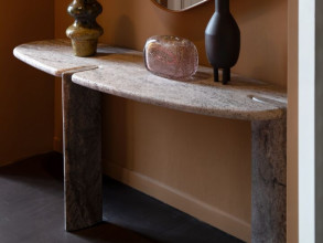 Консоль Isamu Stone