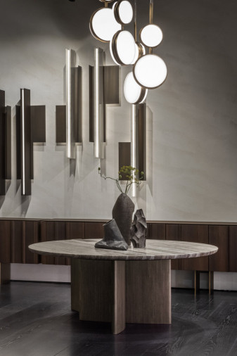 Стол обеденный Antinomia T