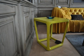 Столик журнальный York